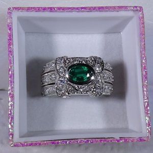LAB EMERALD & CUBIC ZIRCONIA RING